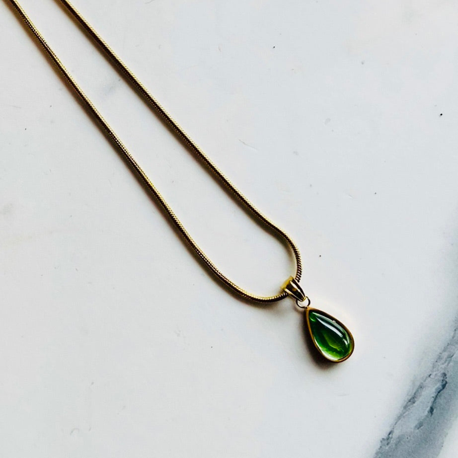 Emerald Glow Necklace