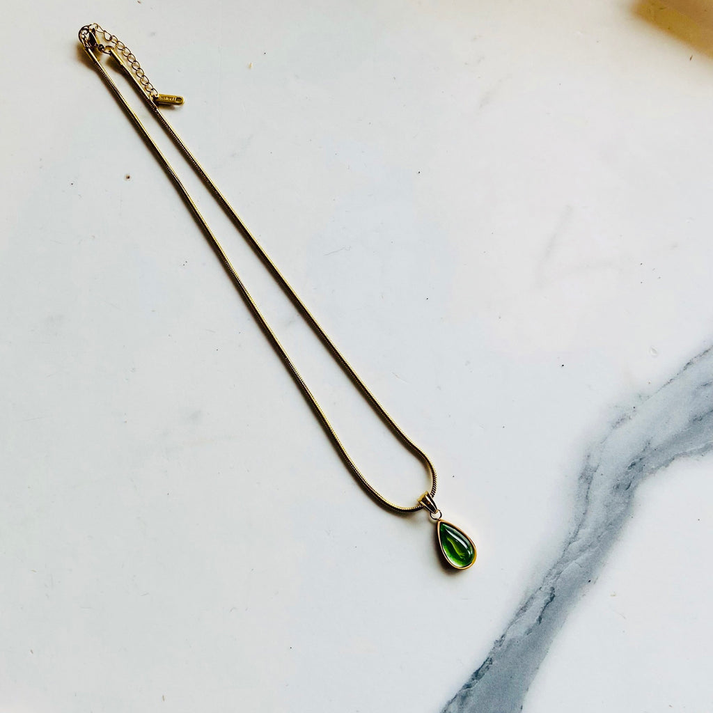Emerald Glow Necklace