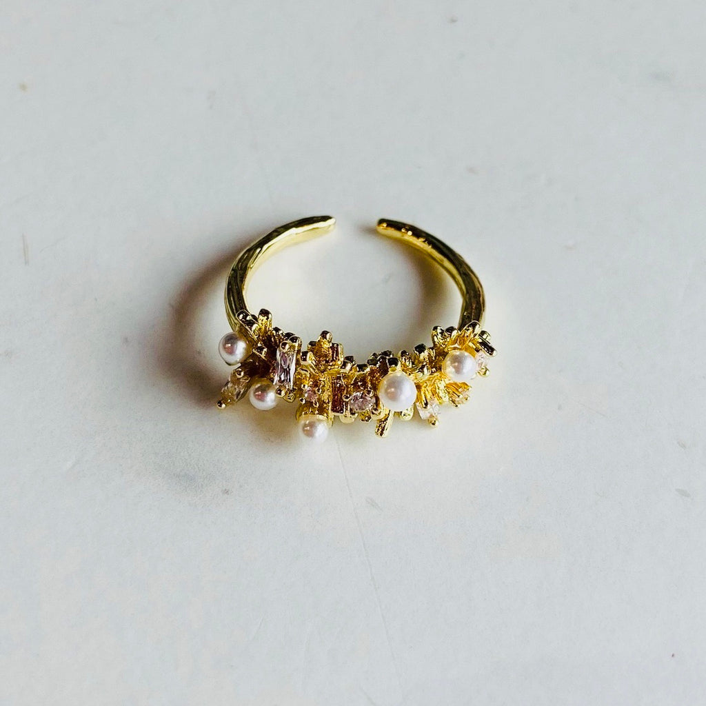 Pearl Cluster Ring