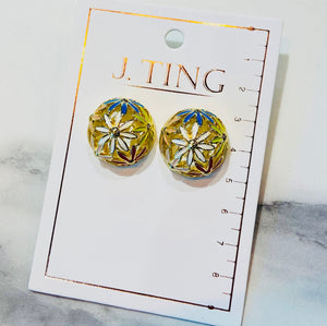 Dome Flower Stud Earrings