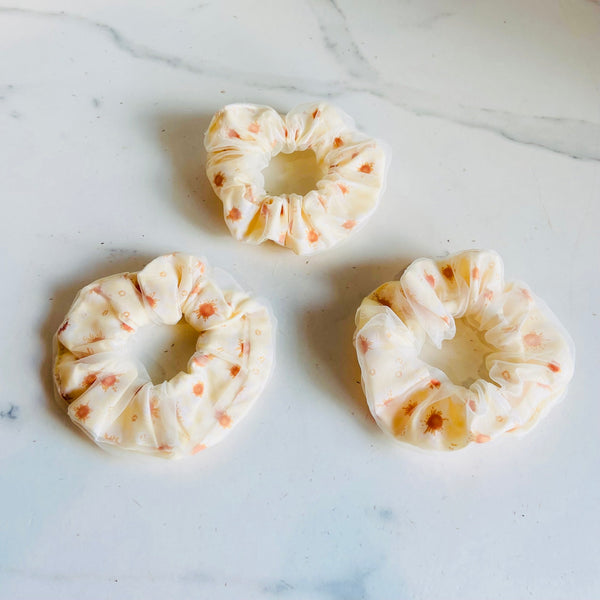 Jumbo Flower Scrunchies