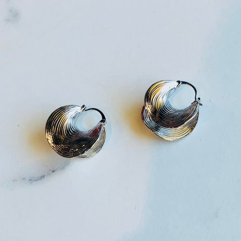 Curvy Silver Circle Earrings