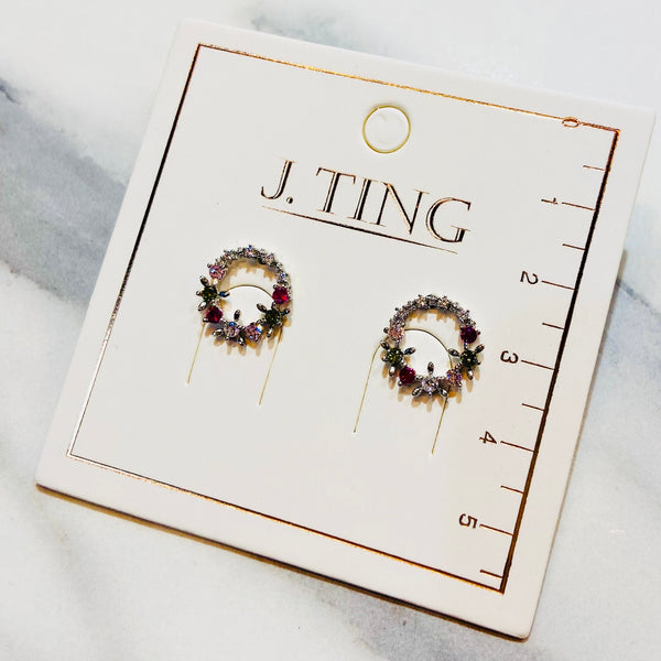 Sparkly Wreath Silver Earrings
