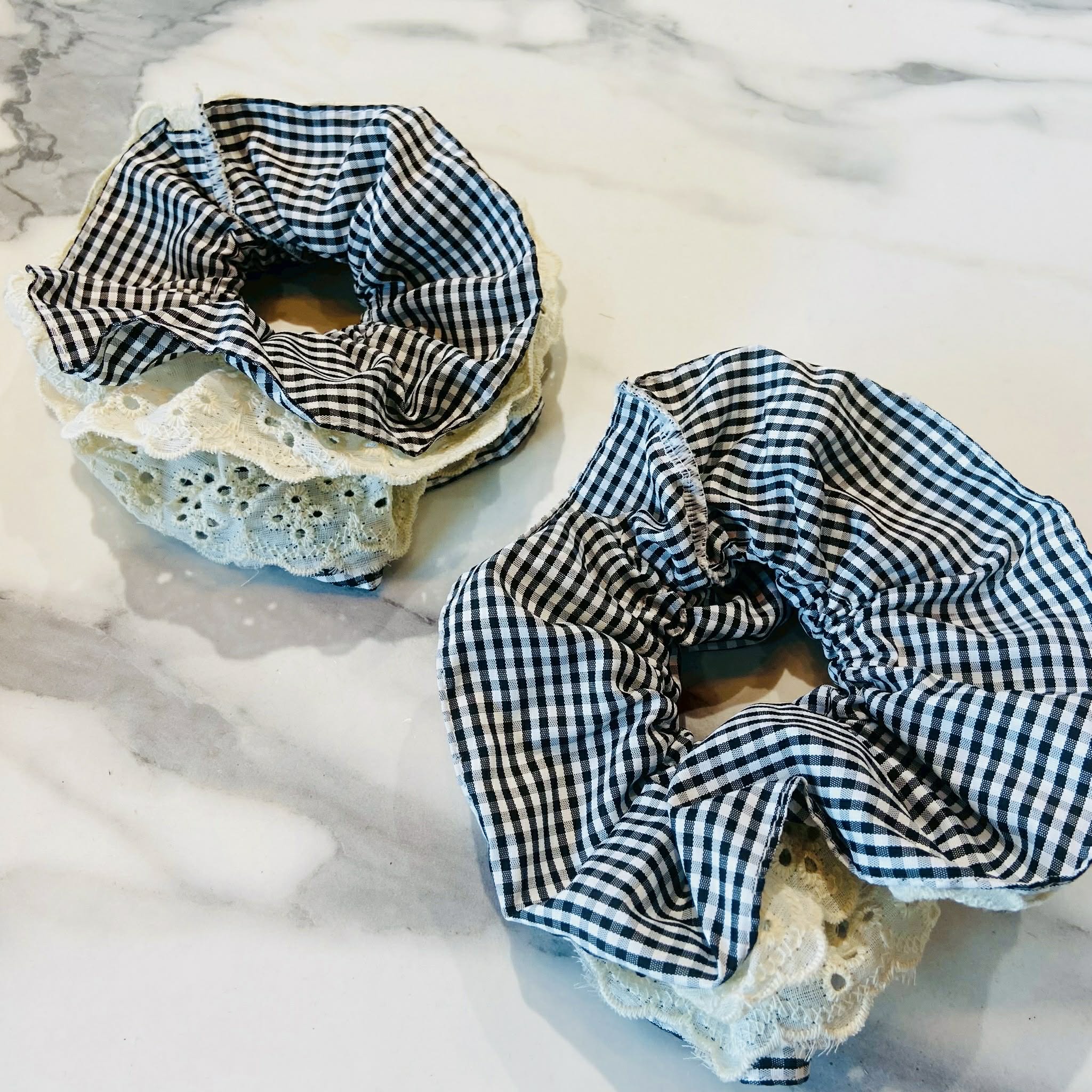 Black And White Plaid Jumbo Scrunchie