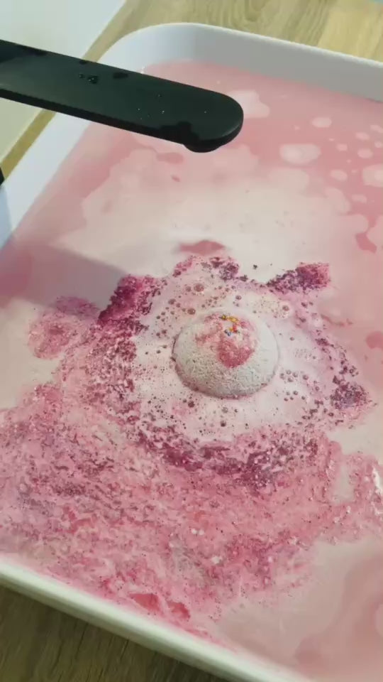 Honeysuckle - Jumbo Round Bath Bomb