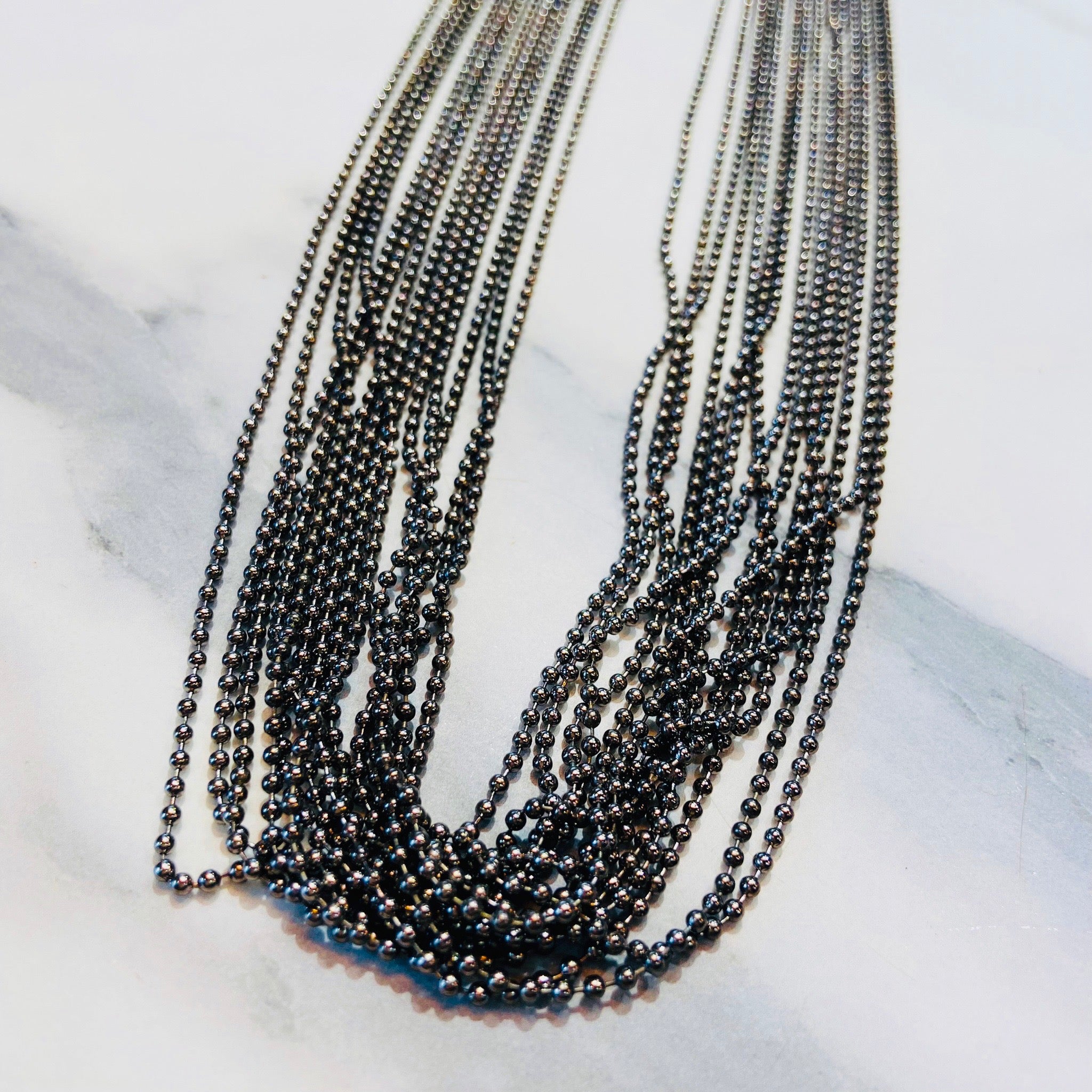 Small Beaded Necklace - Black